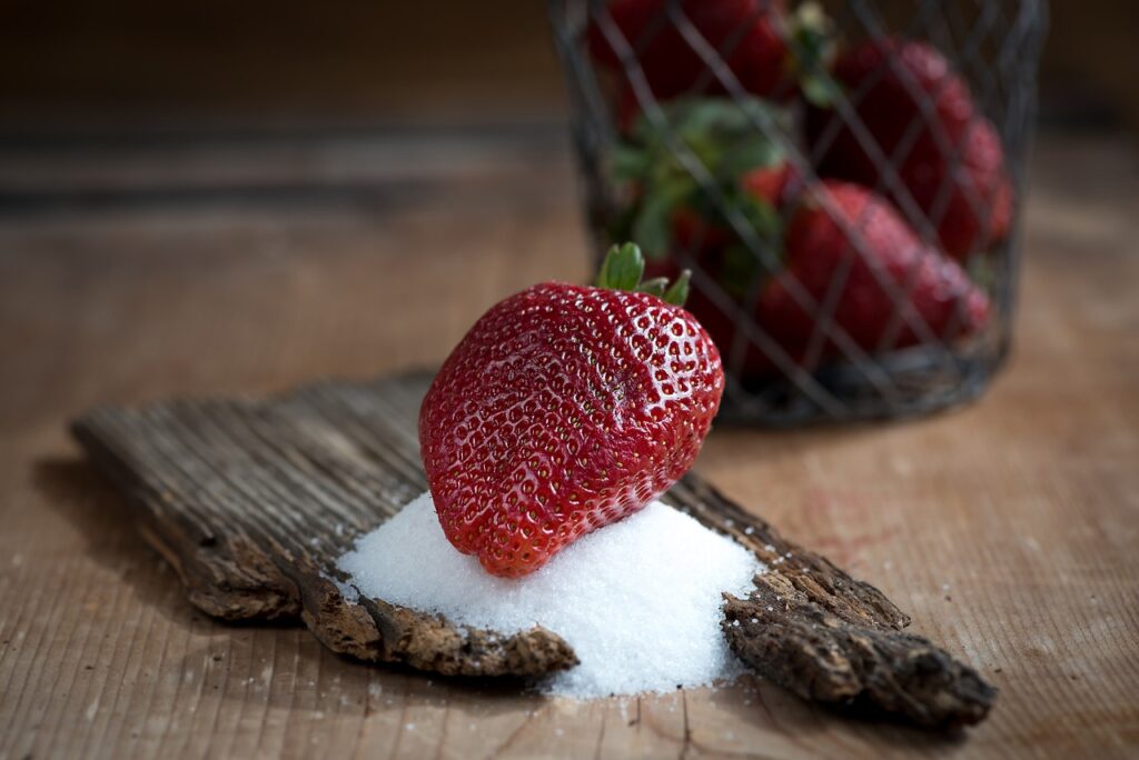 strawberry, sugar, food-1398159.jpg